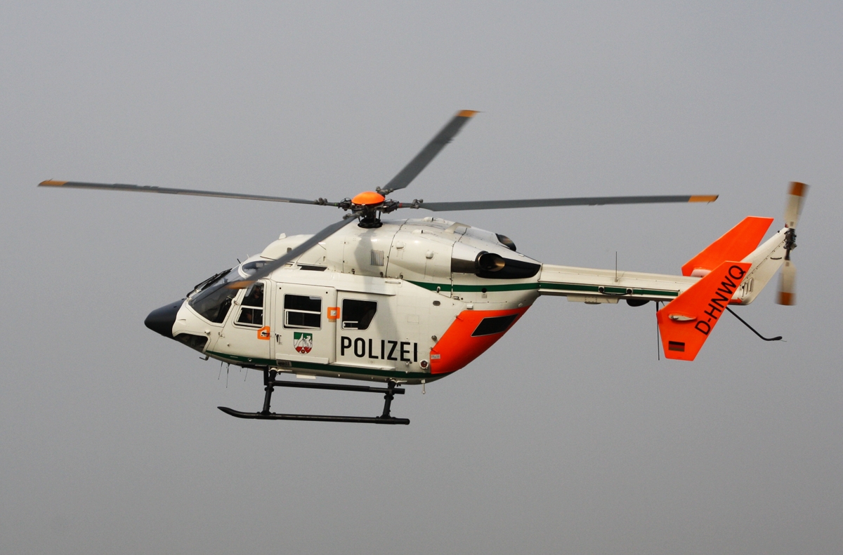 Düsseldorf Airport (DUS) Polizei Eurocopter BK117 D-HNWQ