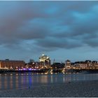 Düsseldorf-Altstadt mit dem Rheinturm am Landtag