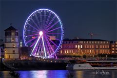 Düsseldorf .. Altstadt und ihr Riesenrad