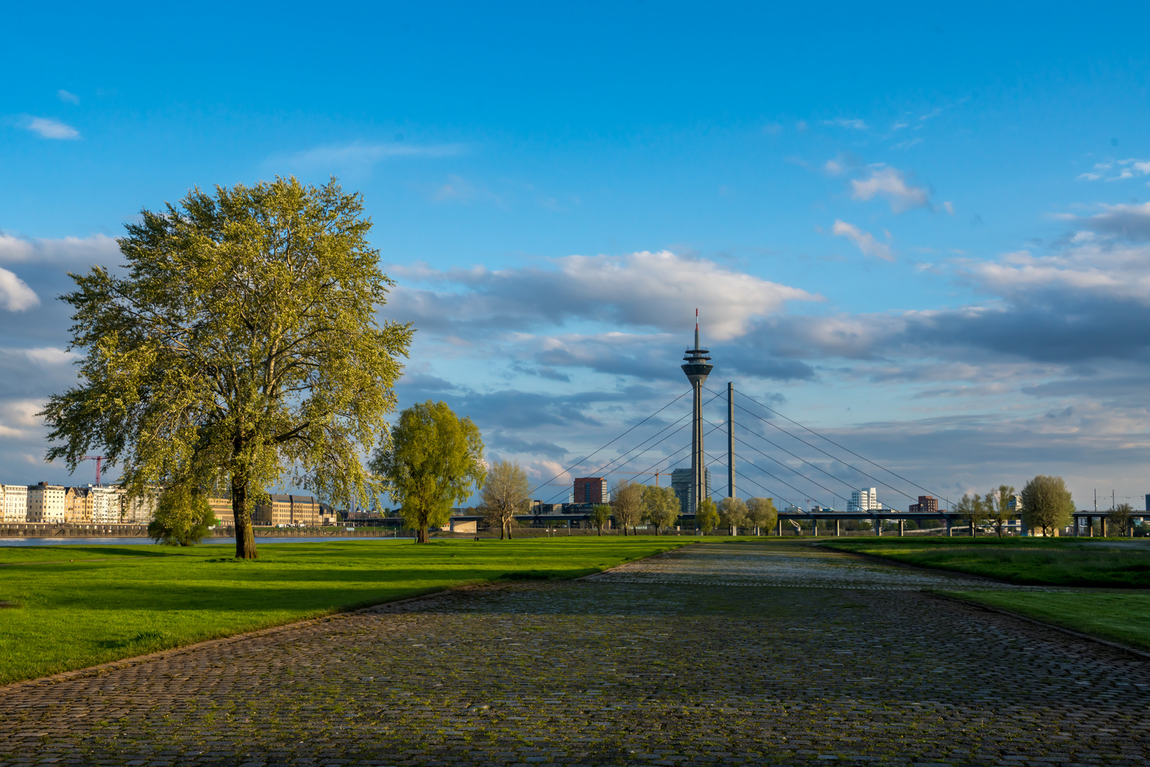 Düsseldorf am Rhein 2023
