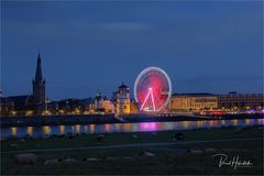  Düsseldorf am Rhein ..... AlarmstufeRot 