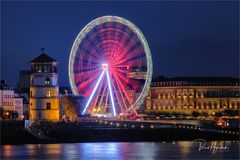  Düsseldorf am Rhein ..... AlarmstufeRot 