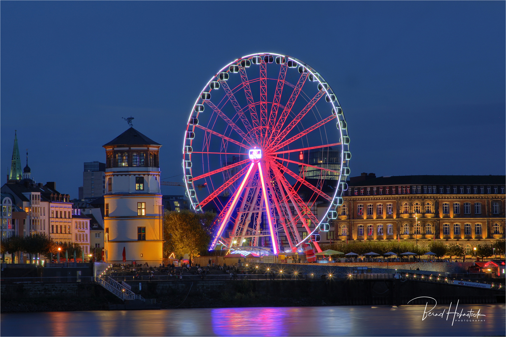  Düsseldorf am Rhein ..... letzte Runde AlarmstufeRot 