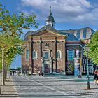 DÜSSELDORF - An der Rheinpromenade -