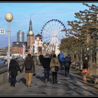 Düsseldorf - An der Rheinufer-Promenade