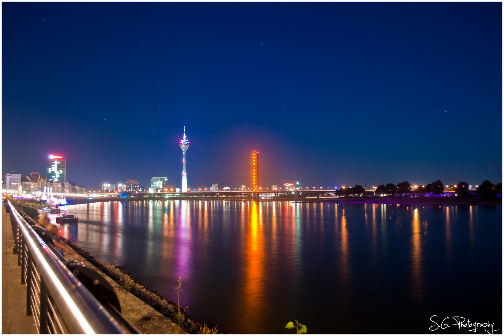 Düsseldorf bei Nacht 168