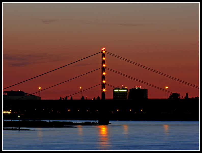 Düsseldorf bei Nacht 2