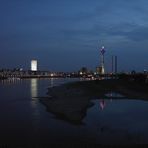 Düsseldorf bei Nacht