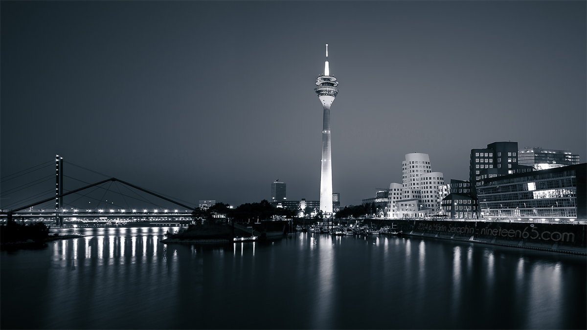 Düsseldorf bei Nacht