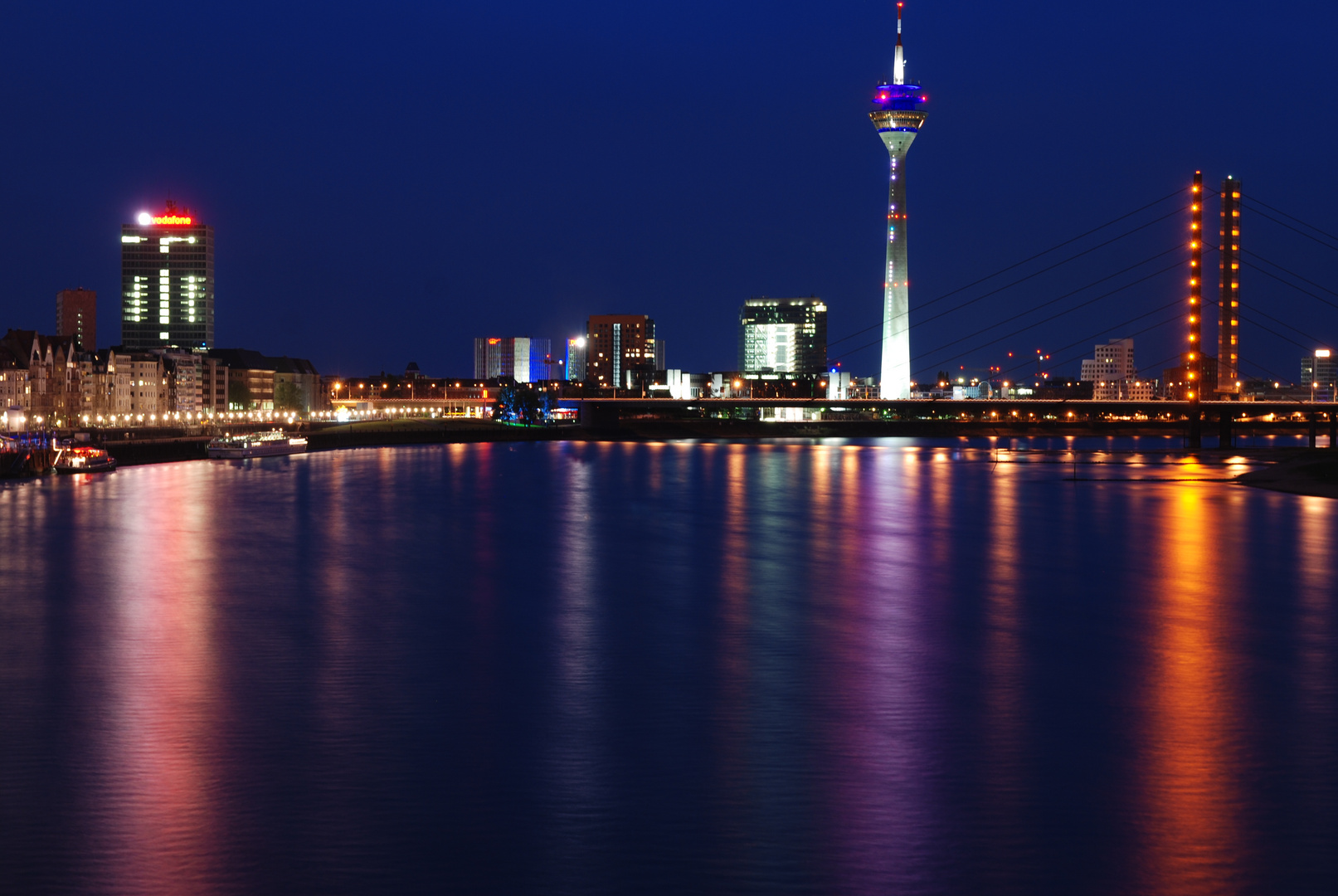 Düsseldorf bei Nacht