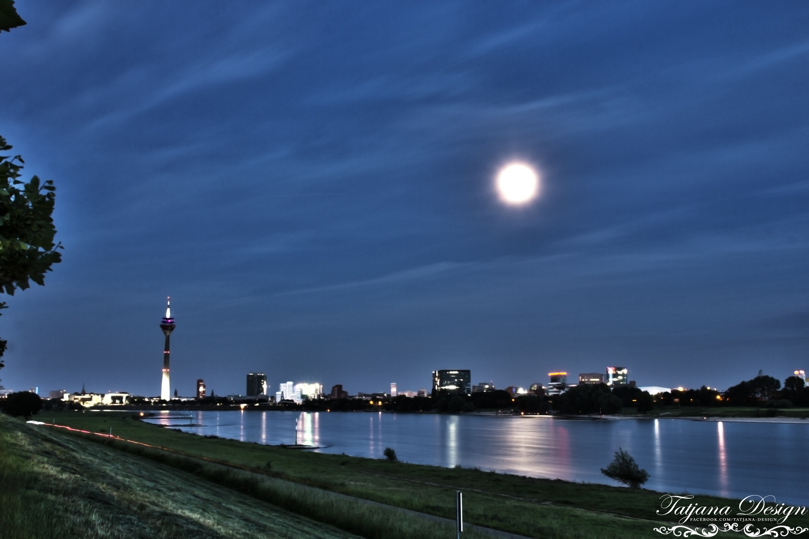 Düsseldorf bei Nacht :)