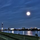 Düsseldorf bei Nacht :)