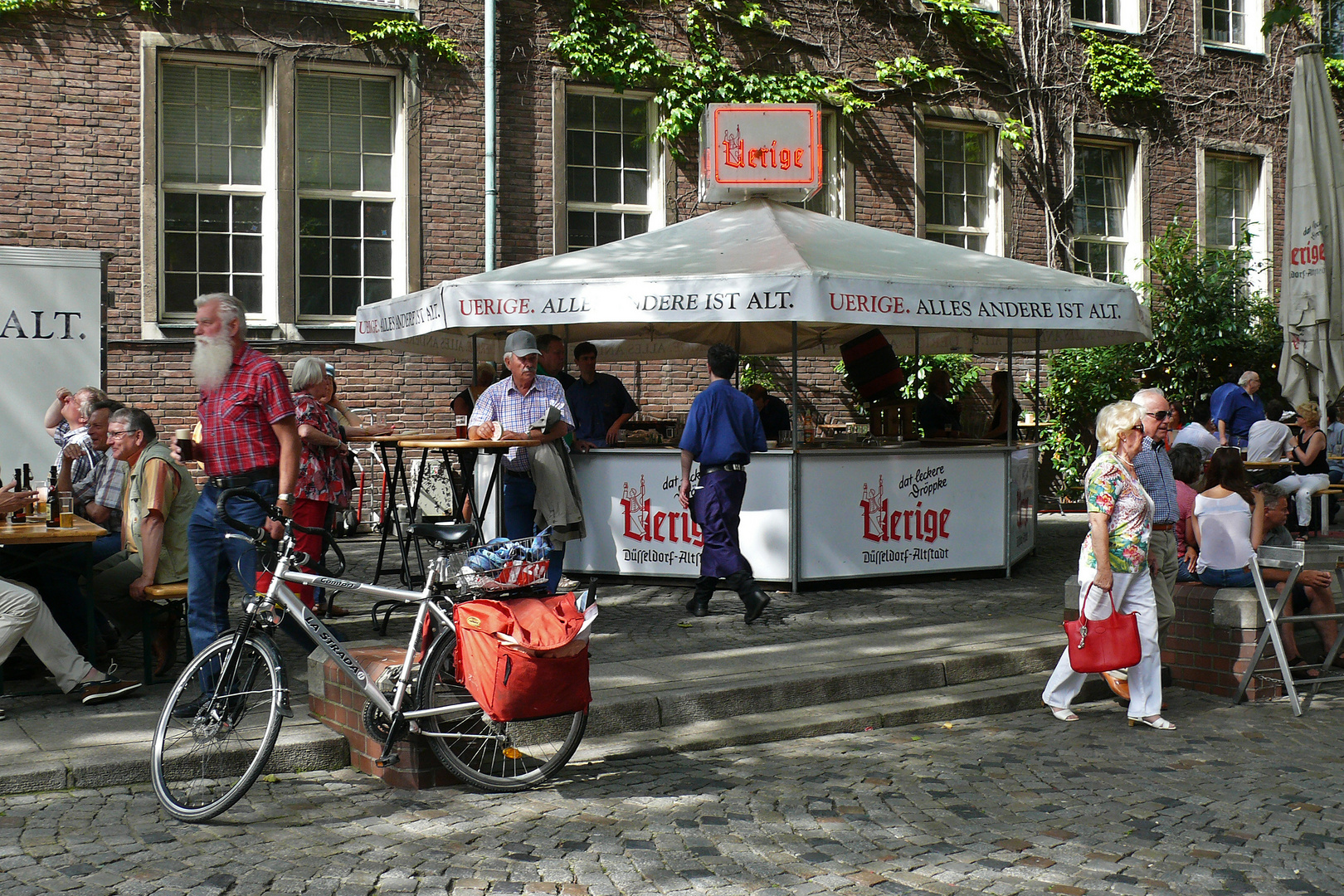 Düsseldorf - beim Uerige 2