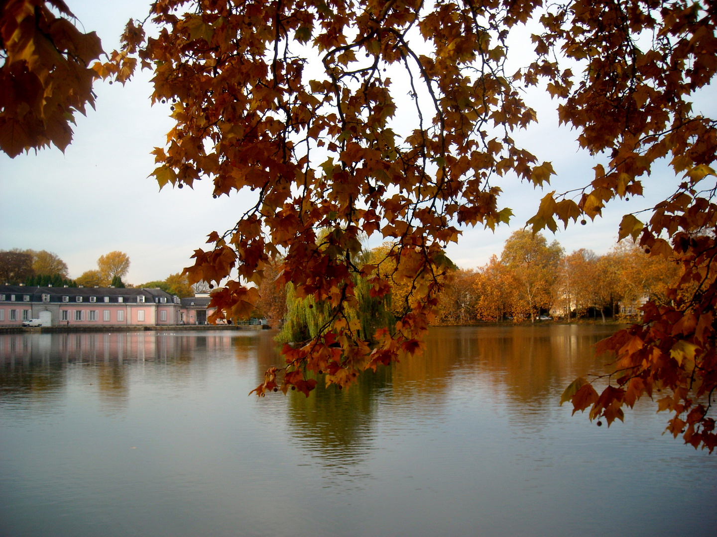 Düsseldorf-Benrath - Blick auf das Schloss