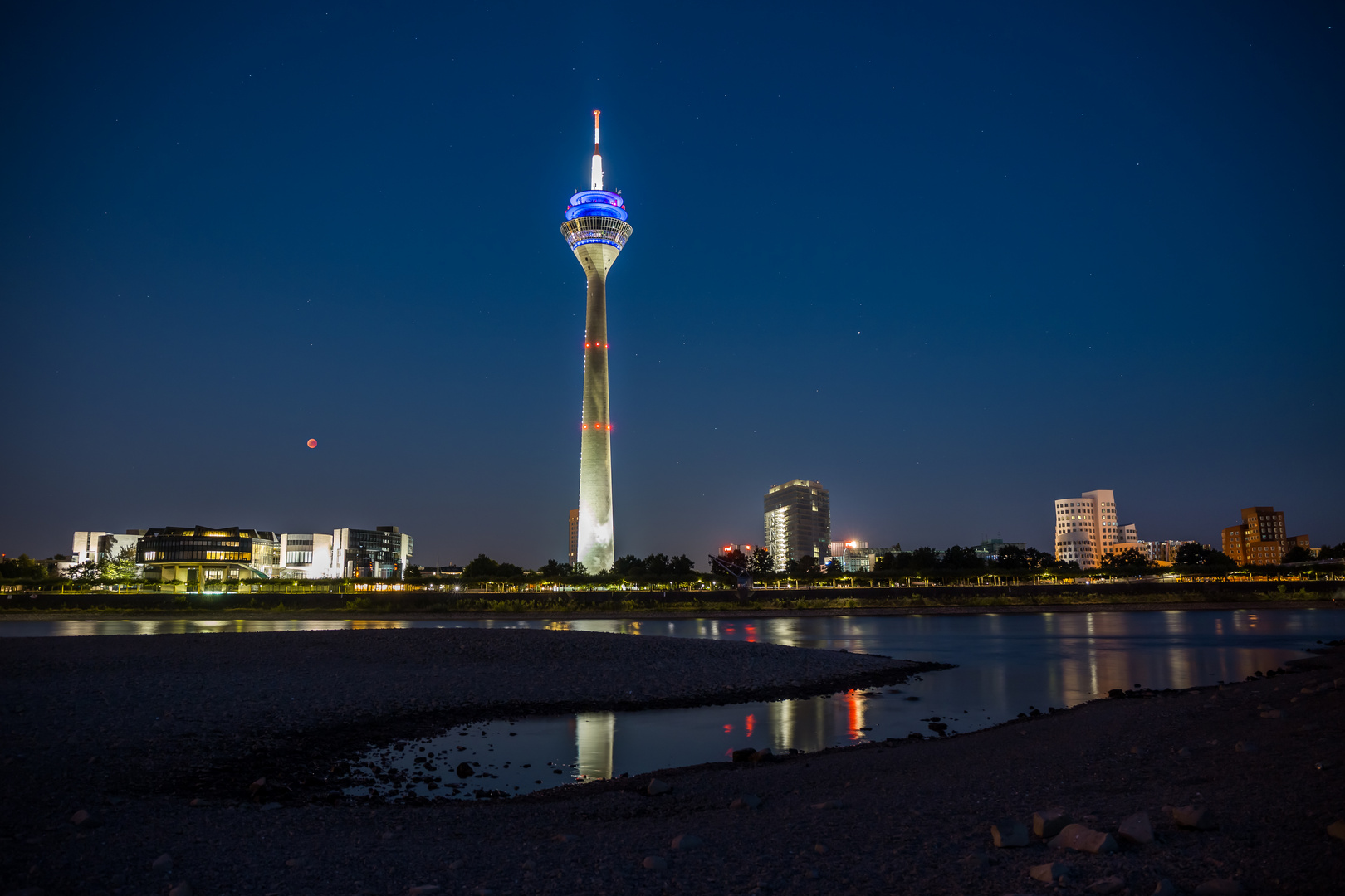 Düsseldorf Blutmond