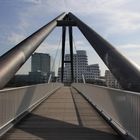 Düsseldorf Brücke im Medienhafen