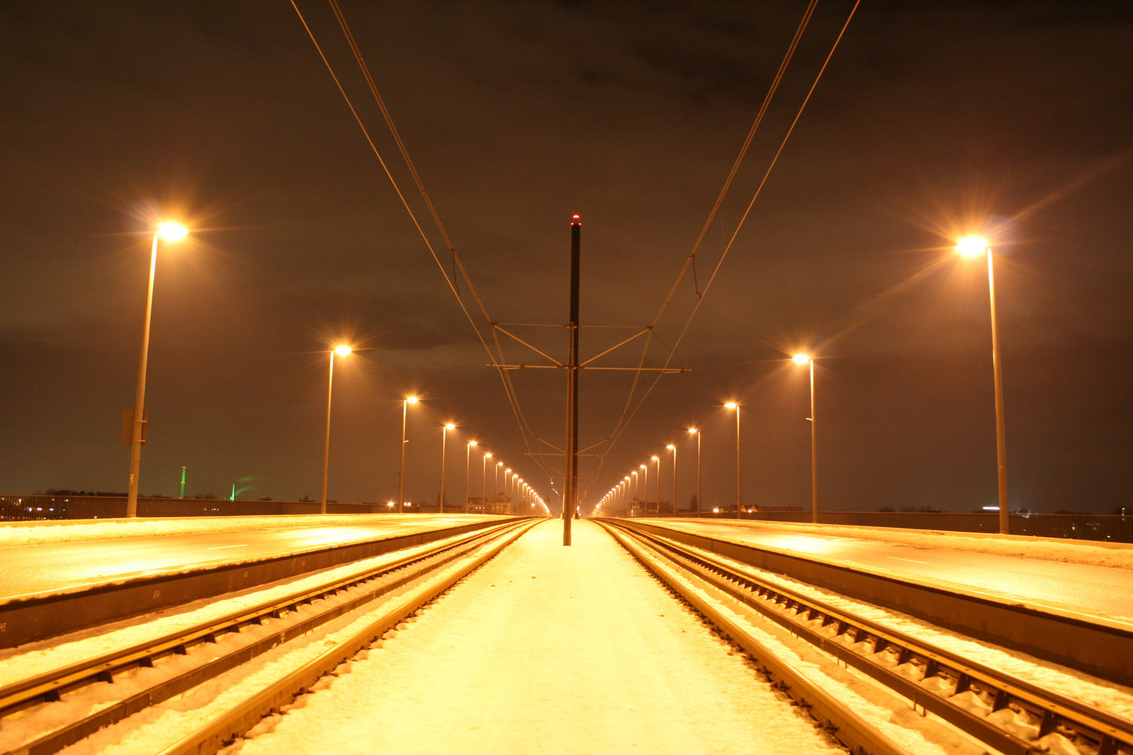 Düsseldorf, Brücke, Oberkassler, Nacht