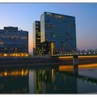 Düsseldorf - Das Hyatt vor Sonnenuntergang