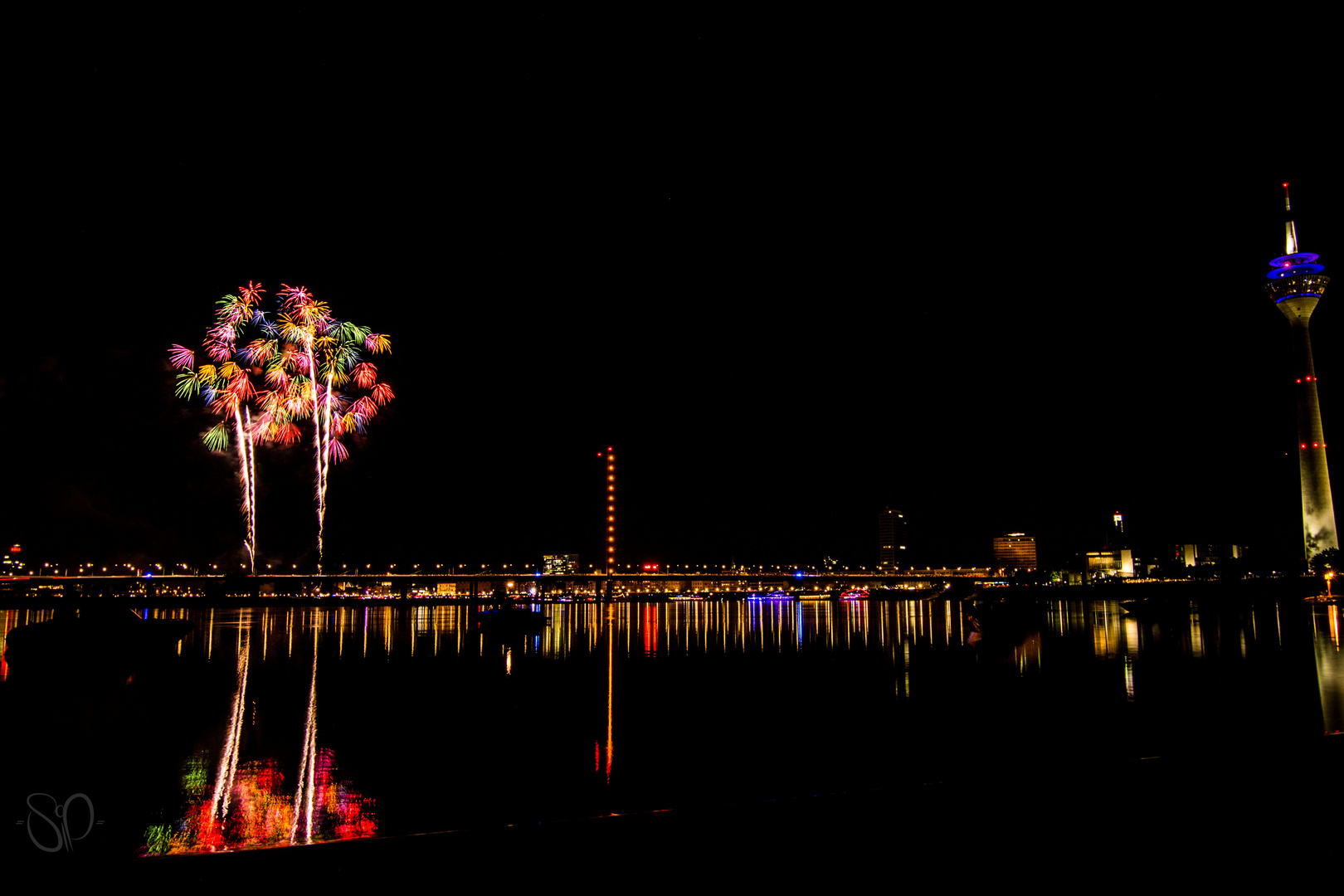 Düsseldorf Feuerwerk (Japan-Tag)