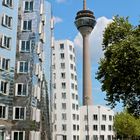 Düsseldorf Gerry Bauten mit Rheinturm