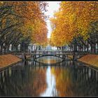 Düsseldorf  -  Herbst am Kö-Graben