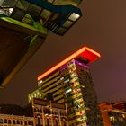 Düsseldorf in einer lauen Herbstnacht - Medienhafen und Rhein