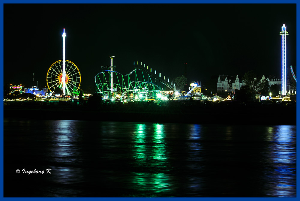 Düsseldorf - Kirmes - gesehen vom Altstadtufer 1