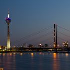 Düsseldorf Kniebrücke