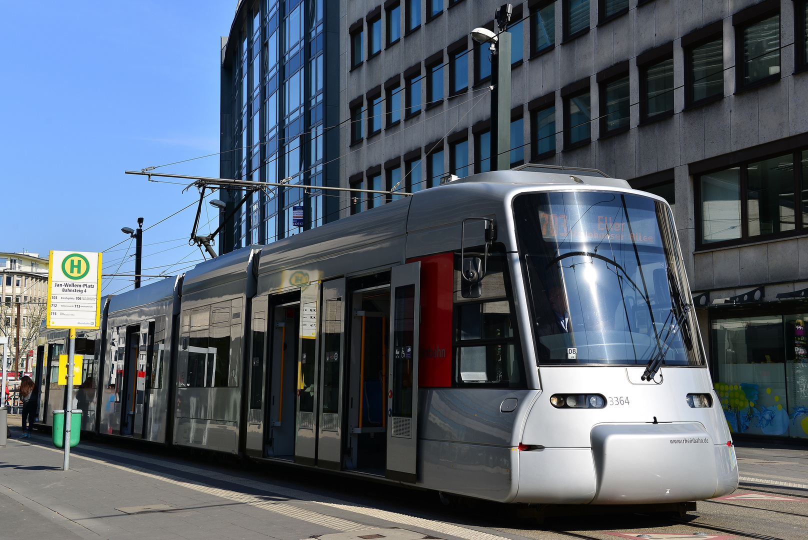 Düsseldorf Linie 703