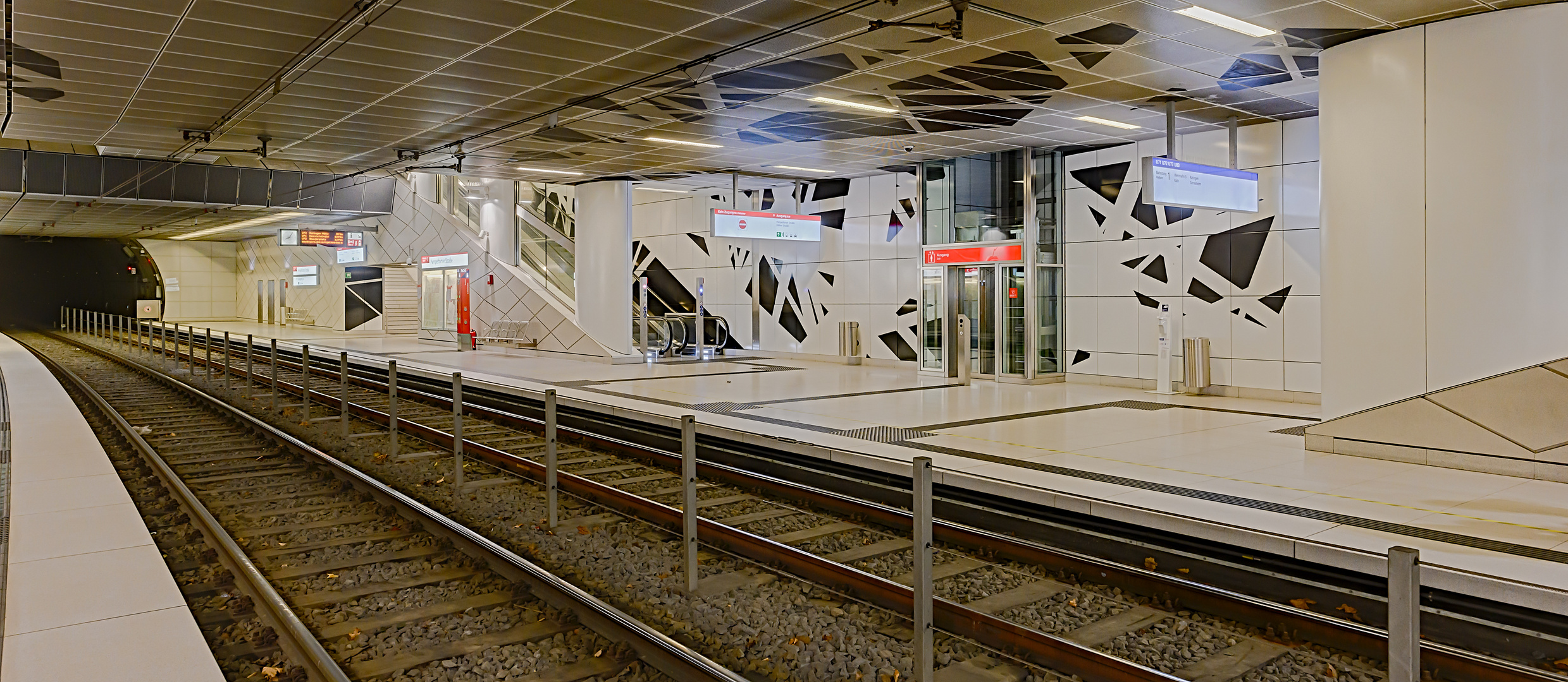 Düsseldorf, Linie U71, Station 'Pempelforter Straße'