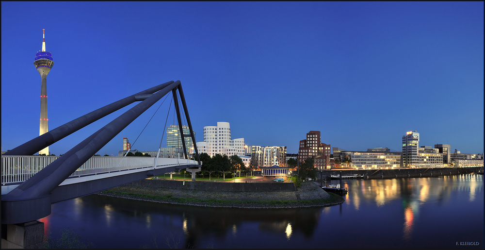 Düsseldorf Medienhafen 1