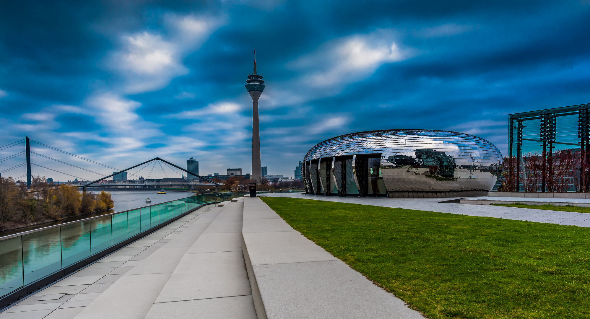 Düsseldorf Medienhafen 2