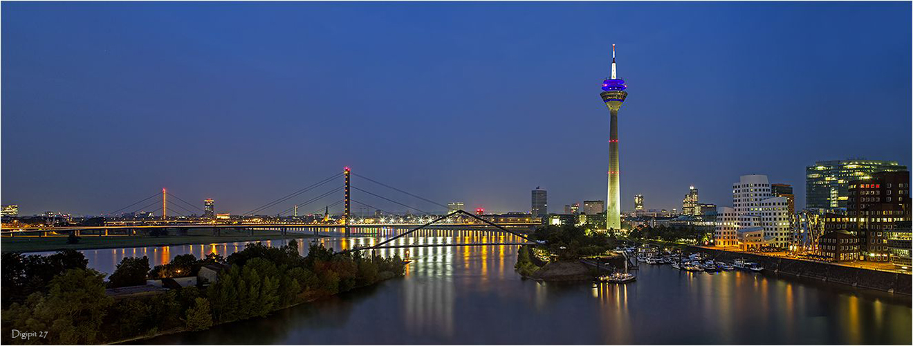 Düsseldorf Medienhafen 2014-01