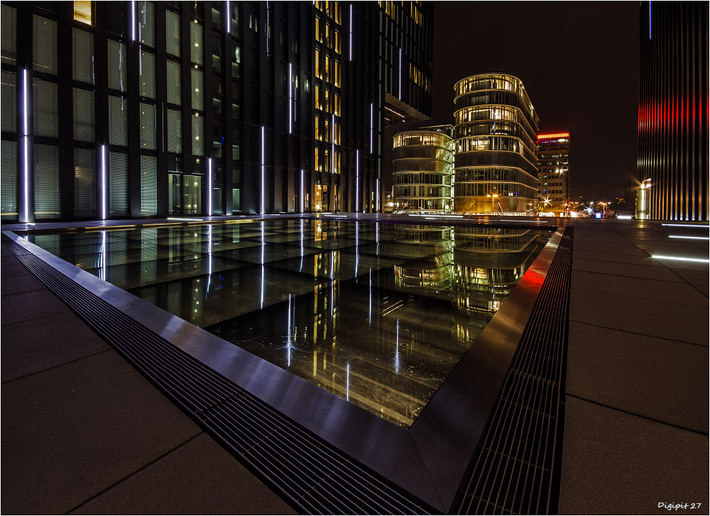 Düsseldorf Medienhafen 2014-02