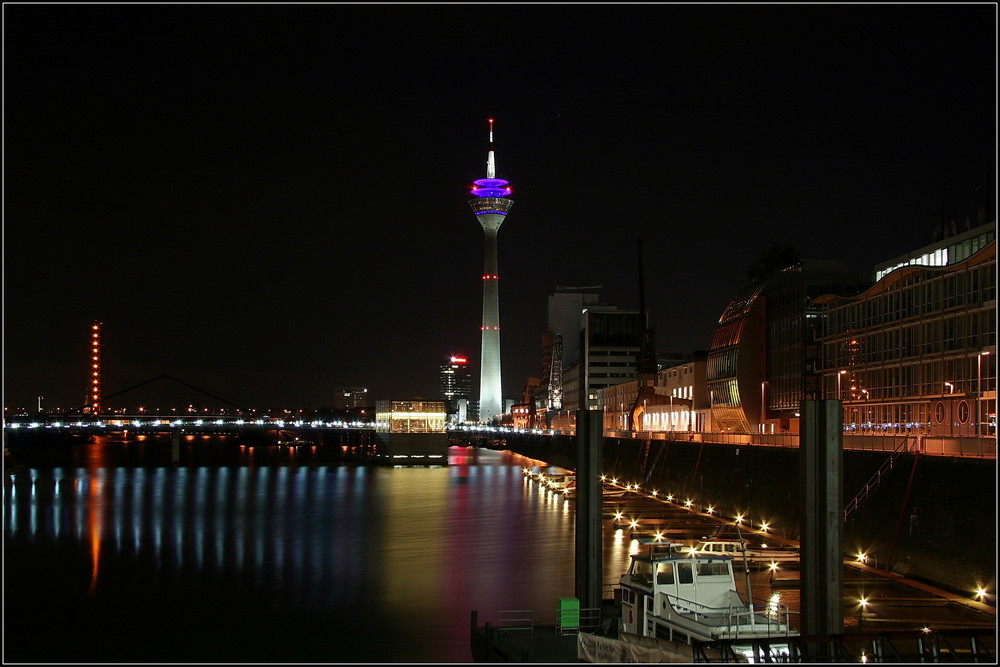 Düsseldorf Medienhafen ...