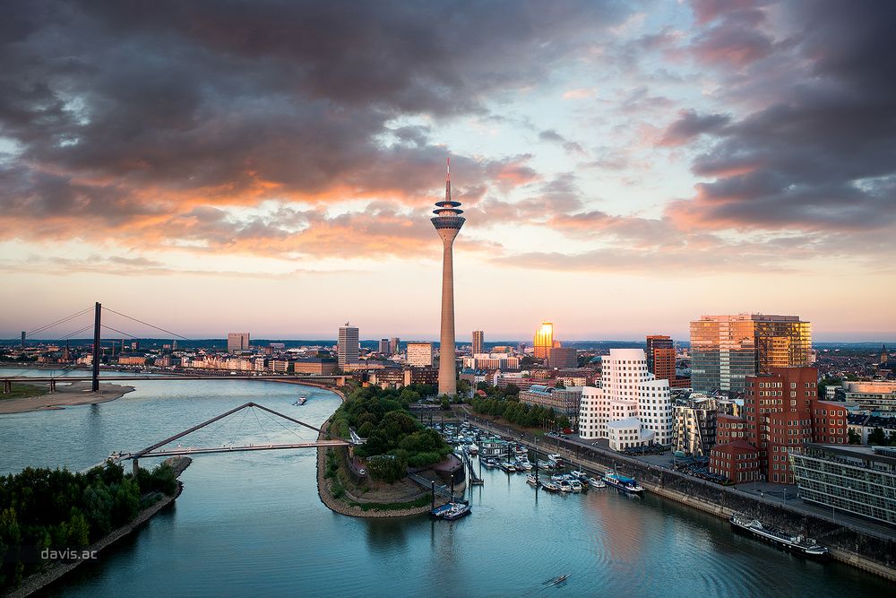 düsseldorf medienhafen