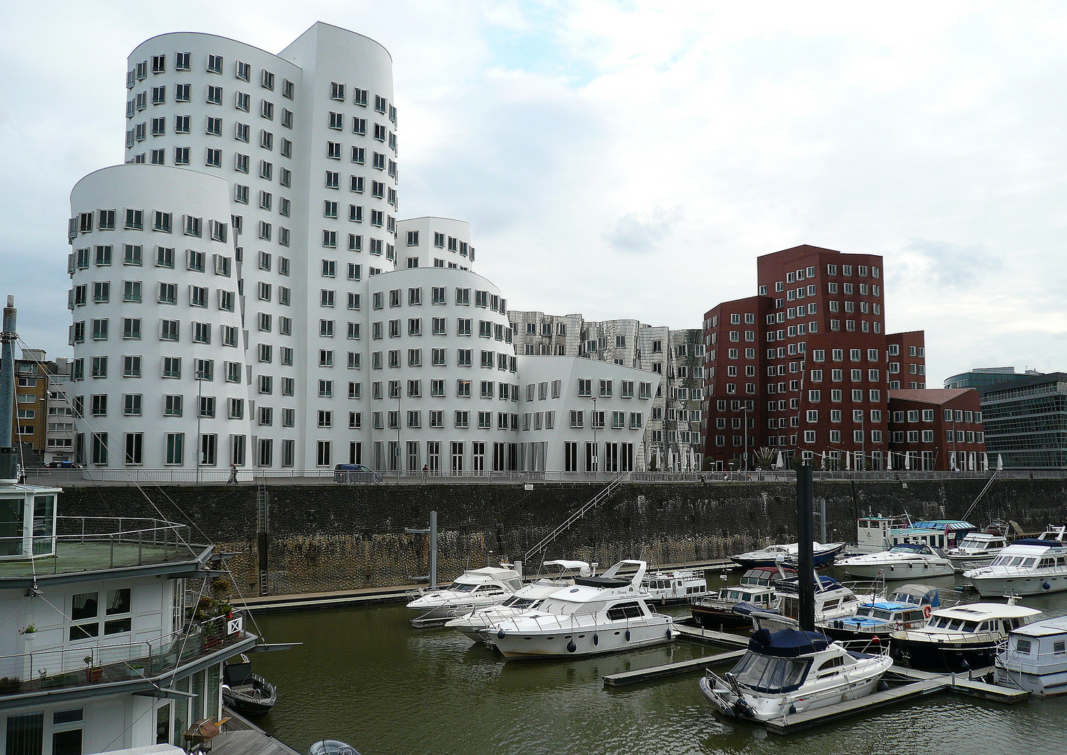 Düsseldorf /// Medienhafen