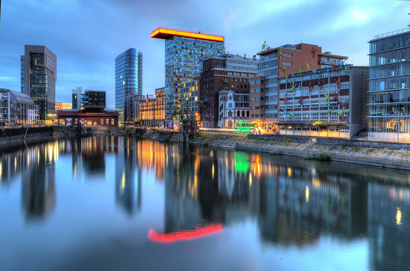 Düsseldorf Medienhafen Foto & Bild | world, rhein, langzeitbelichtung