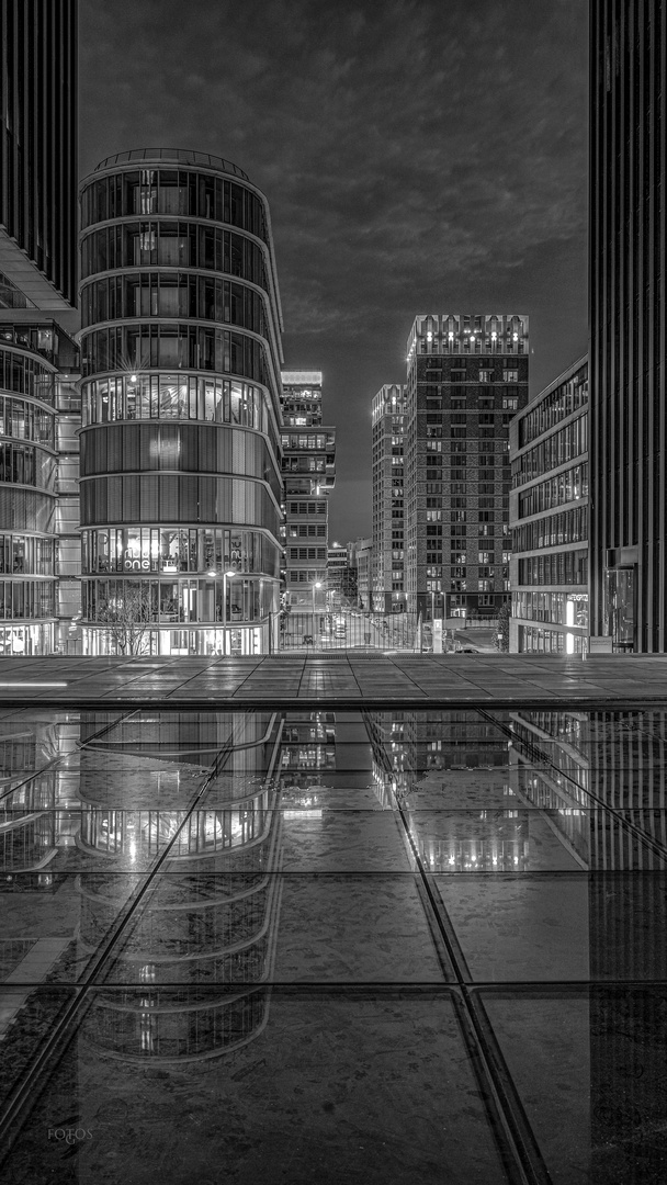 Düsseldorf - Medienhafen