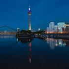 Düsseldorf, Medienhafen am Abend