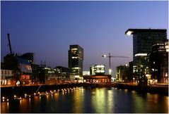 Düsseldorf / Medienhafen (Bearbeitungsübung)