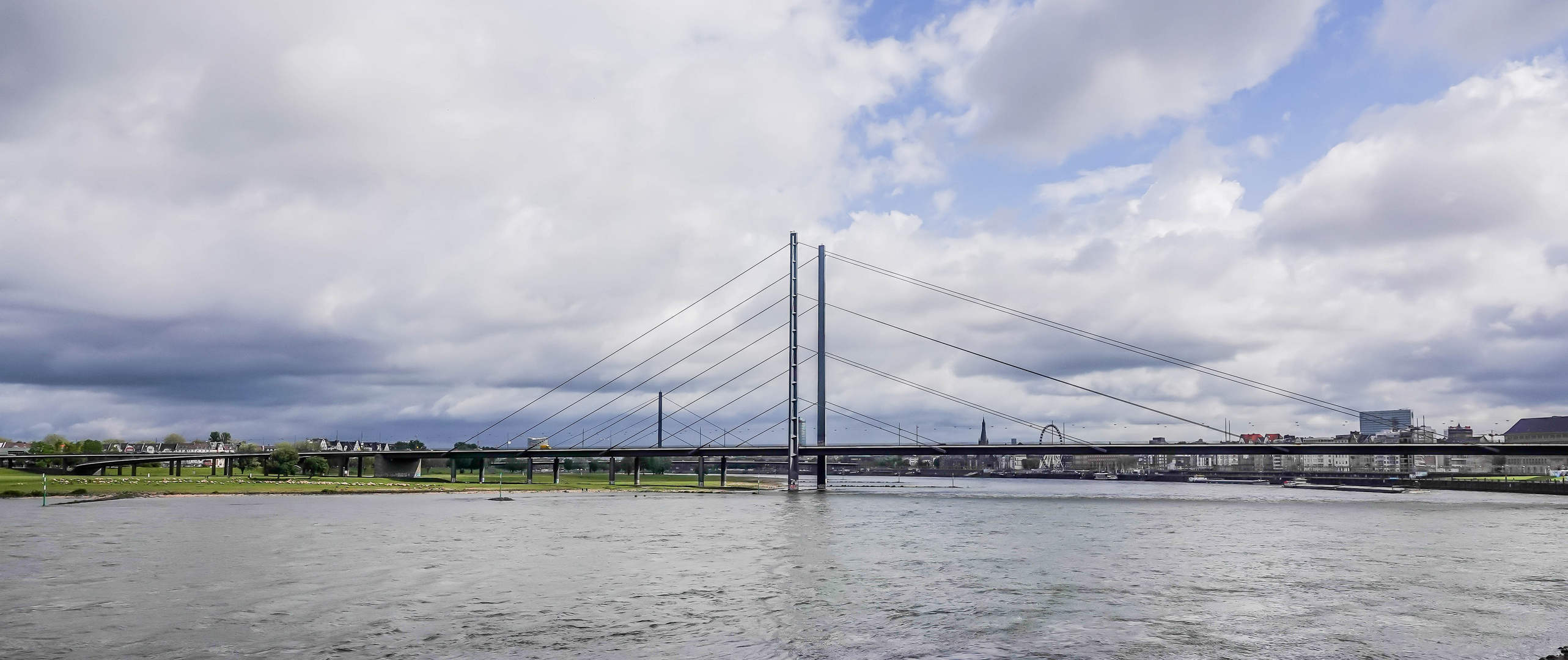 Düsseldorf - Medienhafen