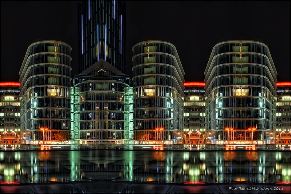 Düsseldorf ..... Medienhafen einmal anders