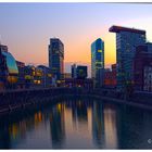 Düsseldorf - Medienhafen - Ende - bei Sonnenuntergang -