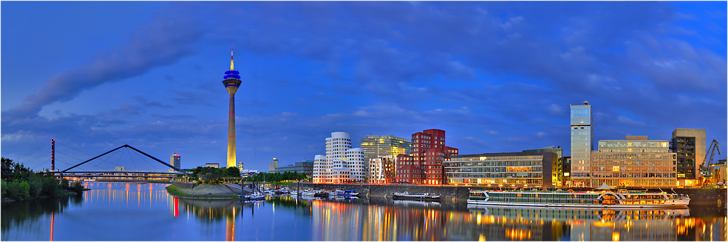 Düsseldorf Medienhafen III