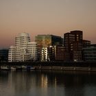 Düsseldorf - Medienhafen - schiefe Gebäude