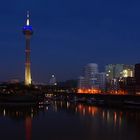 Düsseldorf -Medienhafen zur blauen Stunde