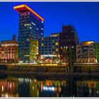 Düsseldorf - Medienhafen zur blauen Stunde