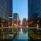 Düsseldorf Medienhafen zur blauen Stunde