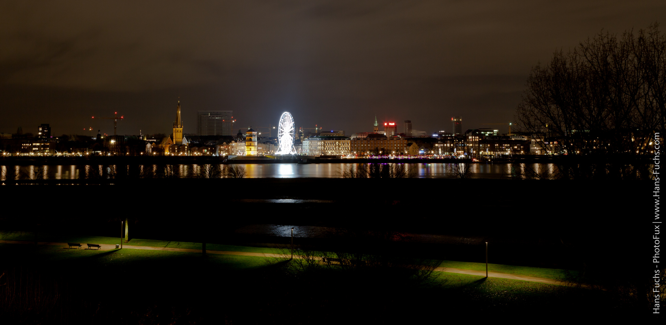 Düsseldorf mit Riesenrad